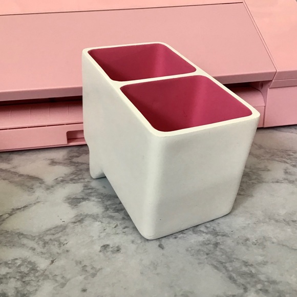 Pottery Barn Teen desk organizer - Picture 5 of 6